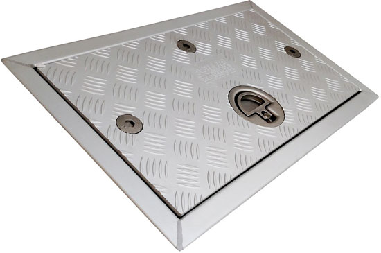BOMAR TREAD PLATE HATCH W/LOCKING HINGES & LIFT ASSIST SHOCK